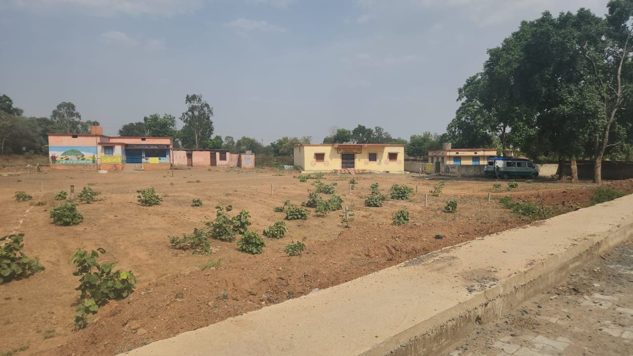 …यहाँ माफिया के इशारे पर सरकती है जमीन,बच्चों का खेल मैदान गायब कर माफिया कर रहा प्लाटिंग