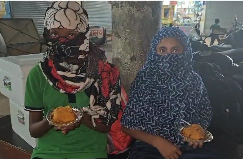 हॉस्टल की दीवार फांद कर भागीं पीडि़त बालिकाएं,घटिया भोजन व मारपीट किए जाने का लगाया आरोप