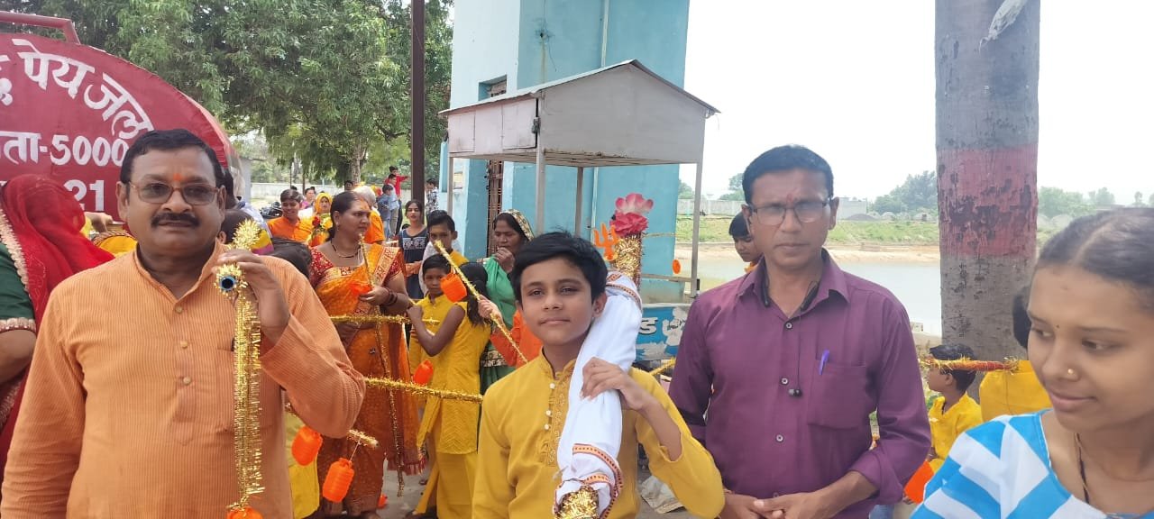 सावन में धर्म की धारा बहाती कावड़ यात्रा,संकल्प सेवा समिति धनपुरी के तत्वावधान में भव्य आयोजन, सैकड़ों श्रद्धालुओं ने लिया भाग