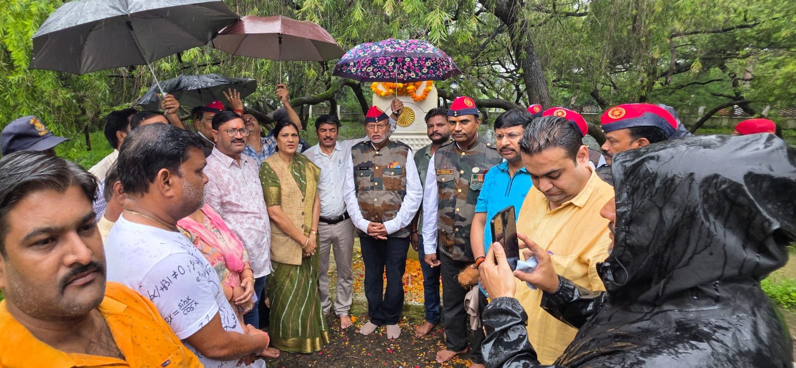 करगिल विजय दिवस पर भाजपाइयों ने शहीदों को अर्पित की श्रद्धांजलि