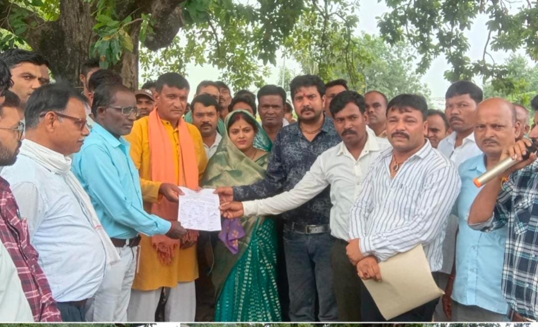 सिगुड़ी मोड़ पर स्थायी बस स्टैंड की मांग तेज