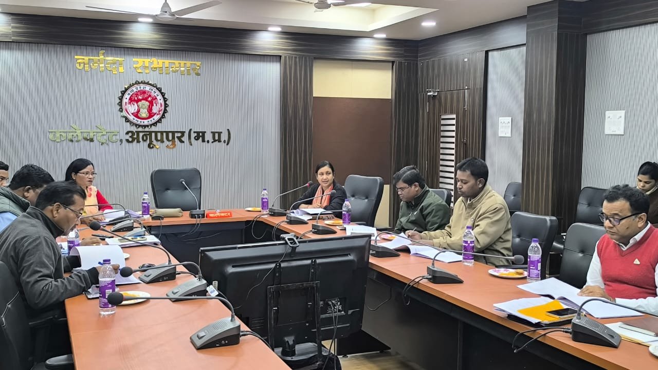 पीड़ितों को न्याय और राहत समय पर दिलाना सुनिश्चित करें अधिकारी – प्रीति रमेश सिंह