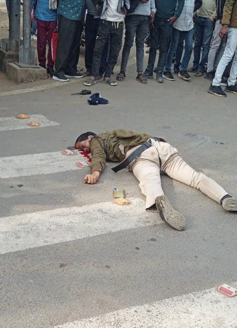  बस स्टैंड पर ड्यूटी के दौरान आरक्षक कुचला गया, बस बैक करते समय दर्दनाक मौत