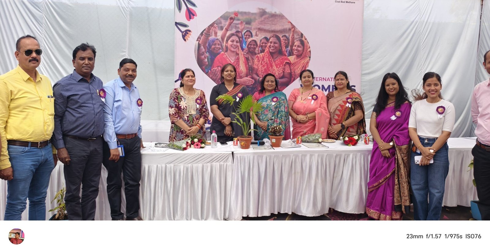 महिला दिवस पर सशक्तिकरण का संदेश, जनप्रतिनिधि और ग्रामीण महिलाएं हुईं सम्मानित