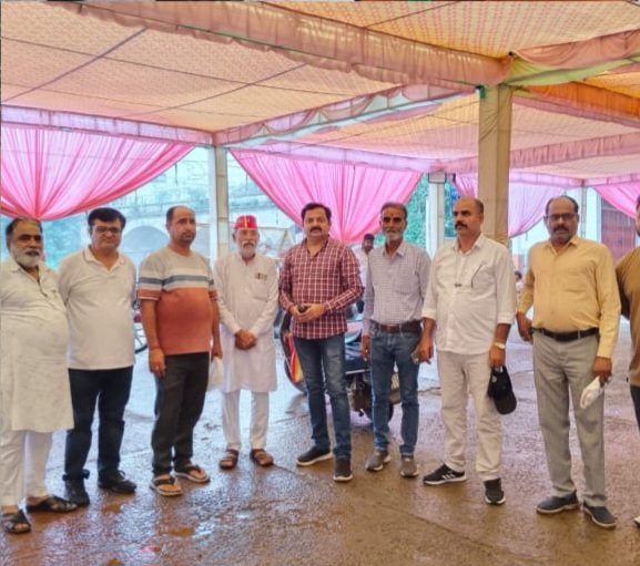 झूलेलाल चालीहा महोत्सव के समापन की तैयारियों का निगम अध्यक्ष मनीष पाठक ने लिया जायजा